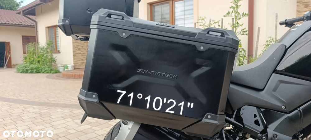 Suzuki V-STROM - 24