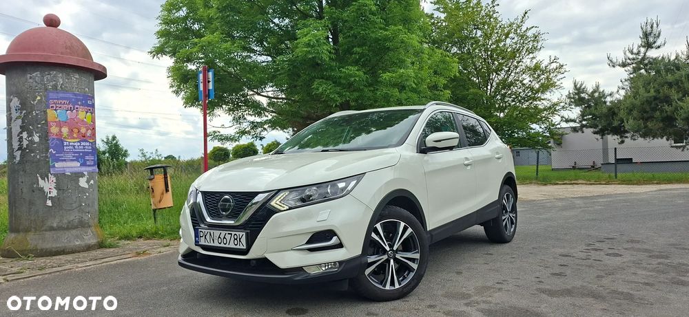 Nissan Qashqai 1.3 DIG-T N-Connecta DCT - 2