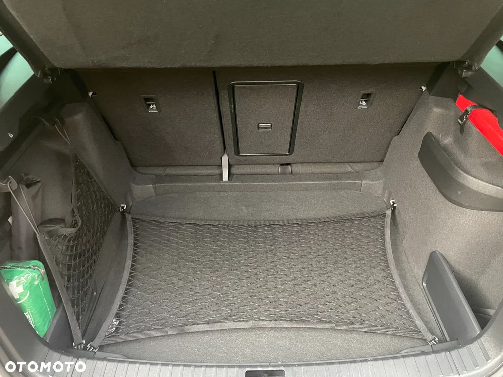 Skoda Karoq 2.0 TDI SCR 4x4 DSG Sportline - 38