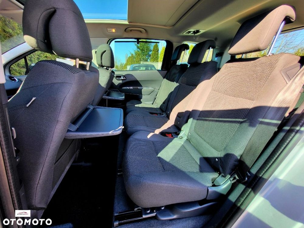 Peugeot 5008 - 6