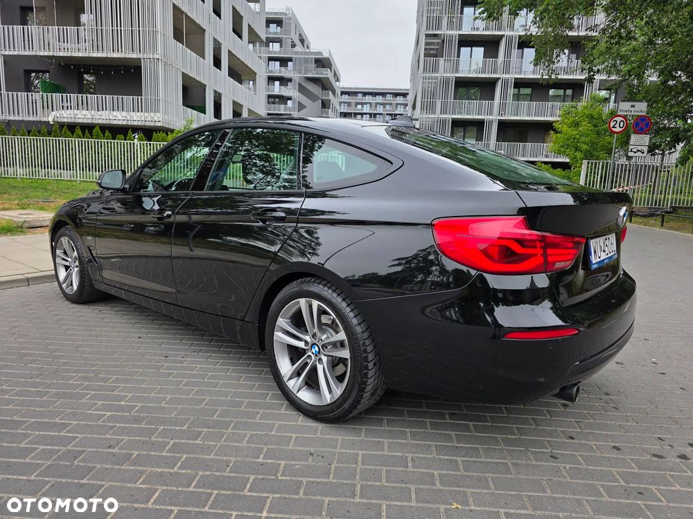 BMW Seria 3 318d Sport Line - 28