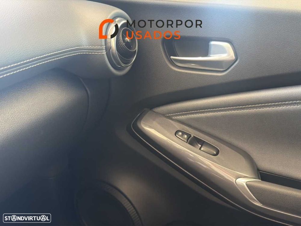 Nissan Juke 1.0 DIG-T N-Connecta NAV. DCT - 16