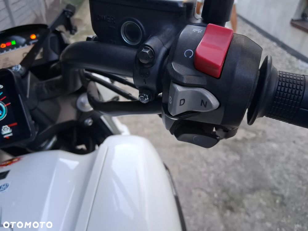 Honda CTX - 17