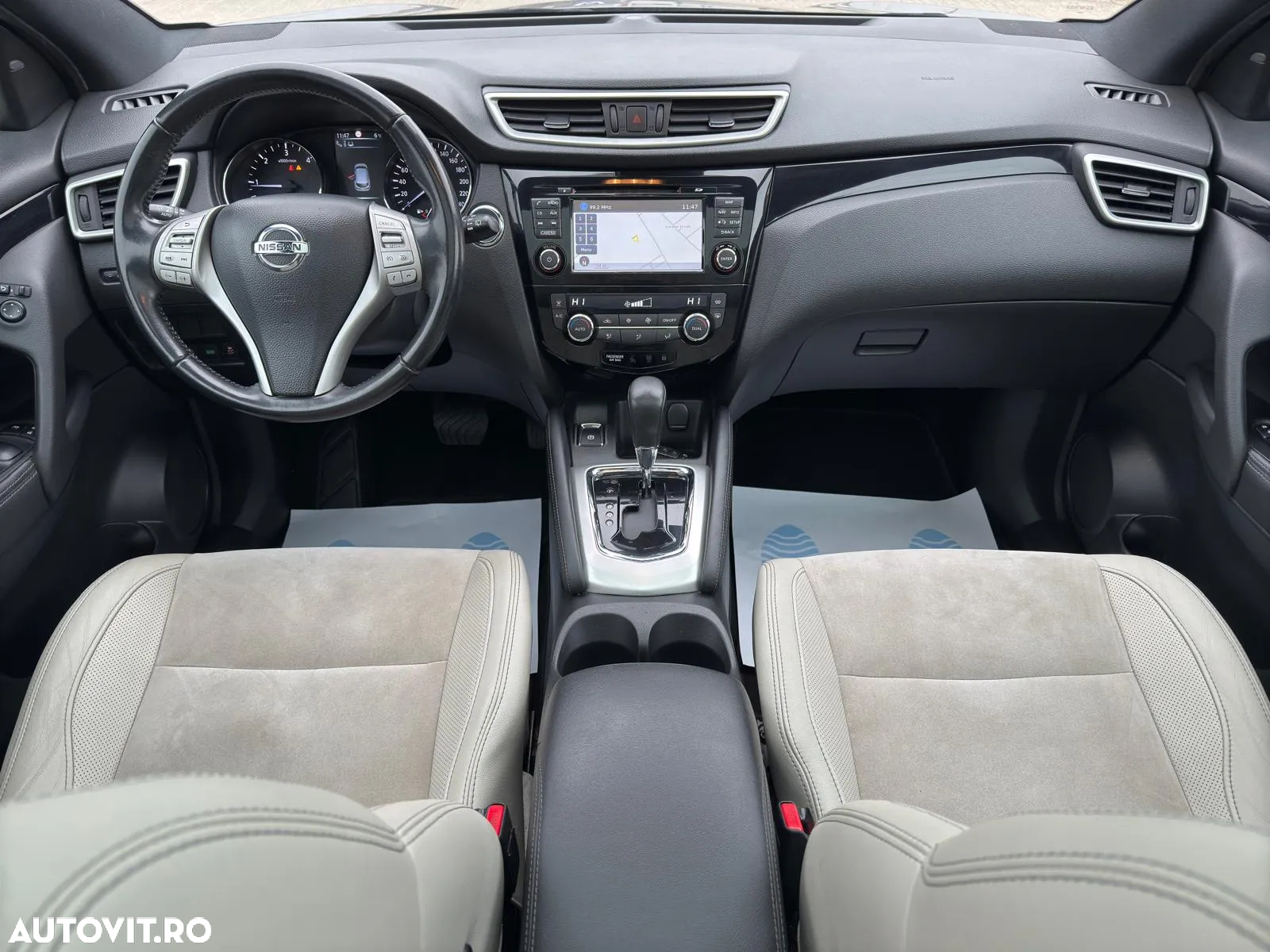 Nissan Qashqai 1.6 DCI Xtronic TEKNA - 18