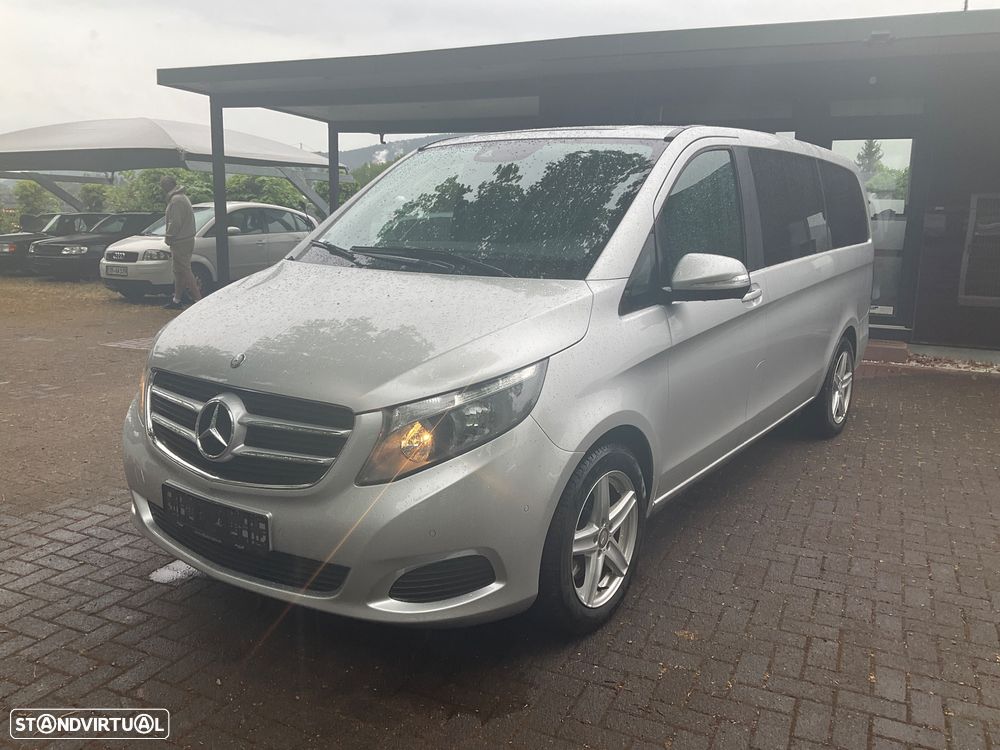 Mercedes-Benz V 220 CDI Longa 7G-TRONIC Avantgarde Edition - 1