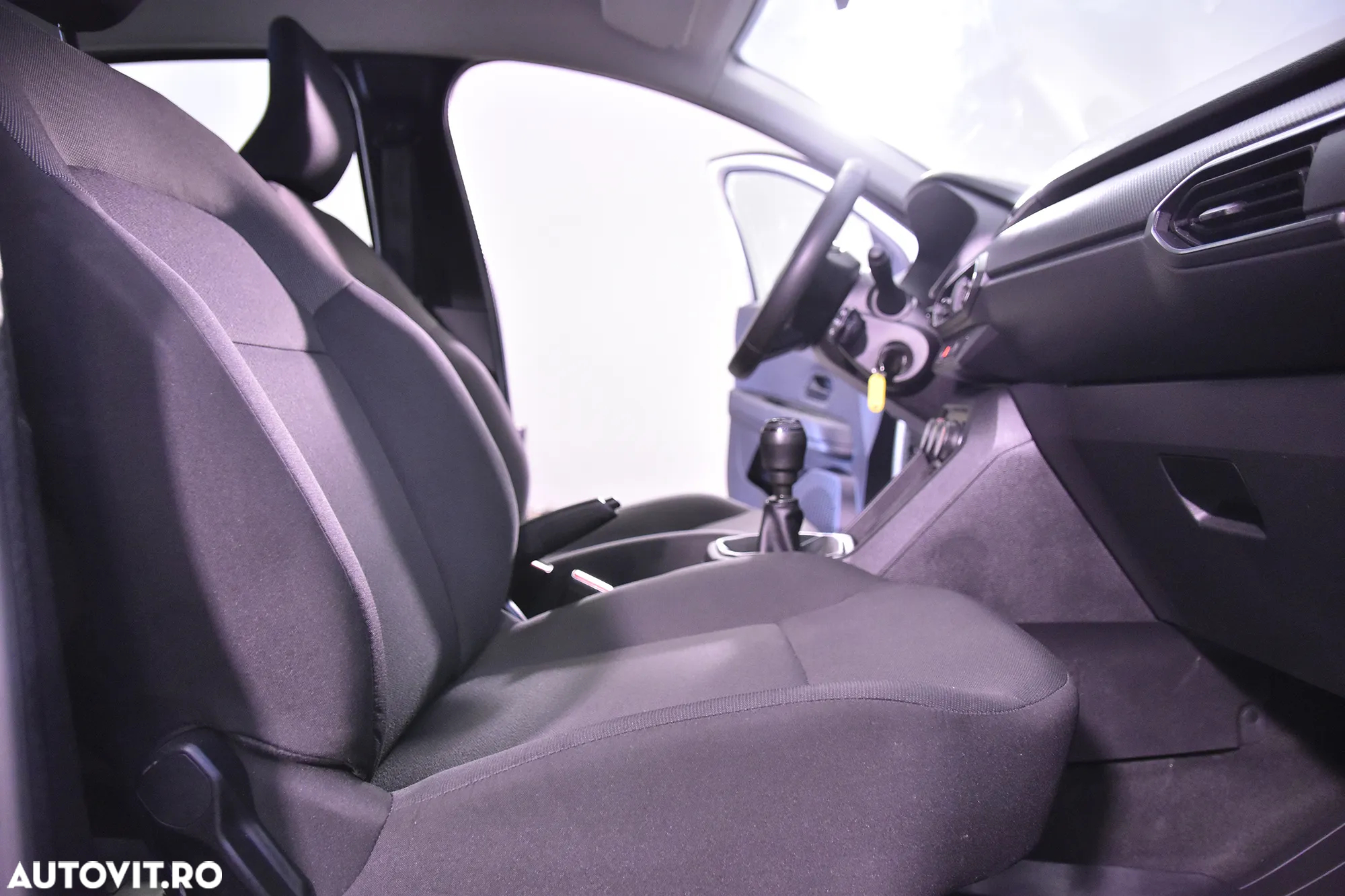 Dacia Logan - 11