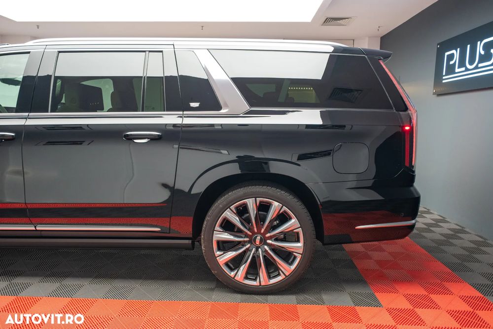 Cadillac Escalade - 15