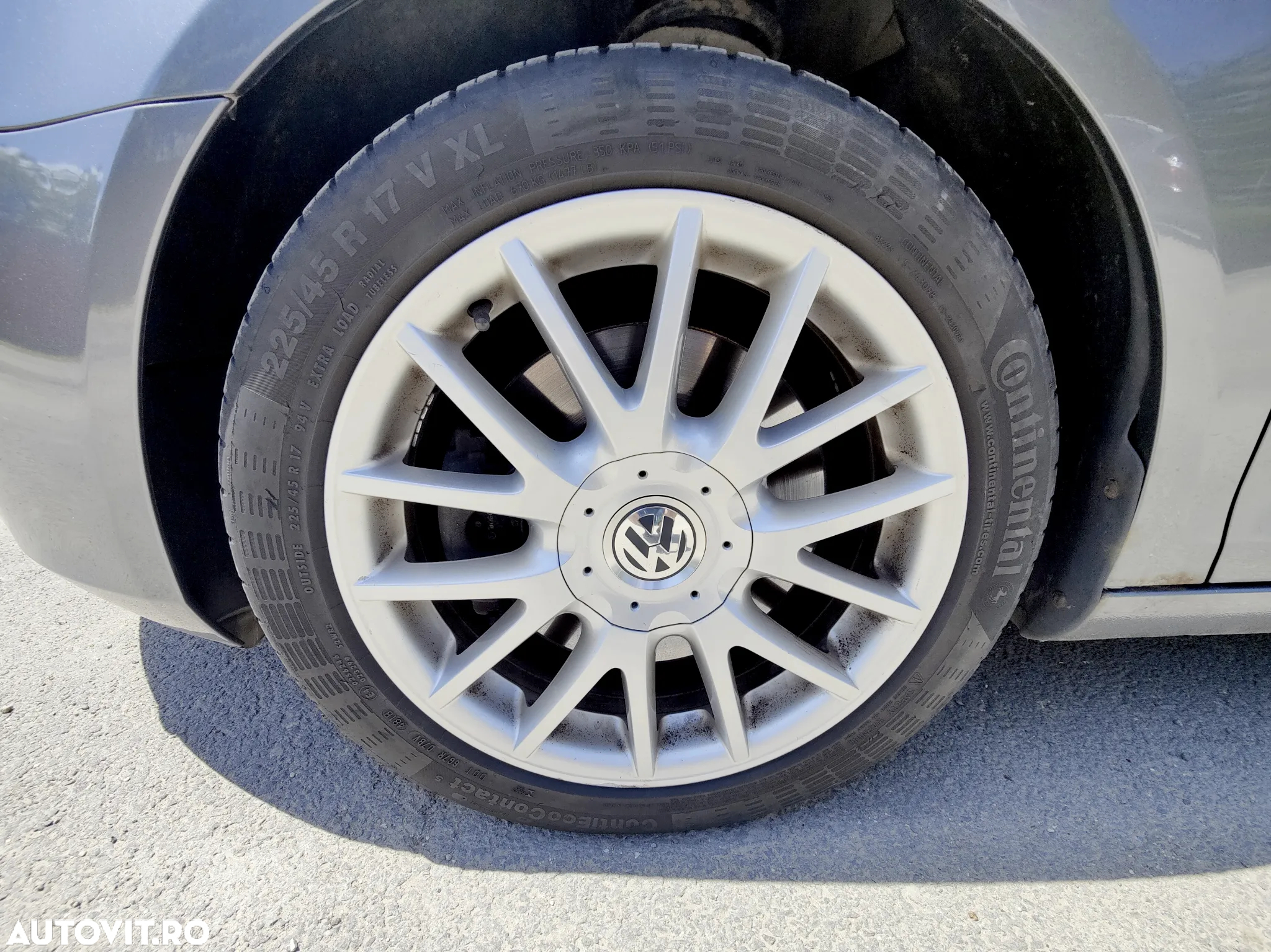 Volkswagen Golf Variant 2.0 TDI DPF Highline - 23