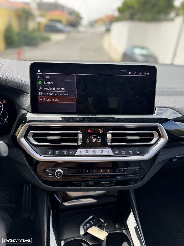 BMW iX3 M Sport Impressive - 36