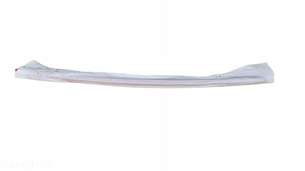 Odblask zderzak tylneg TYŁ ŚRODKOWY Hyundai i30 III Fastback OE 92409-S0110 - 2