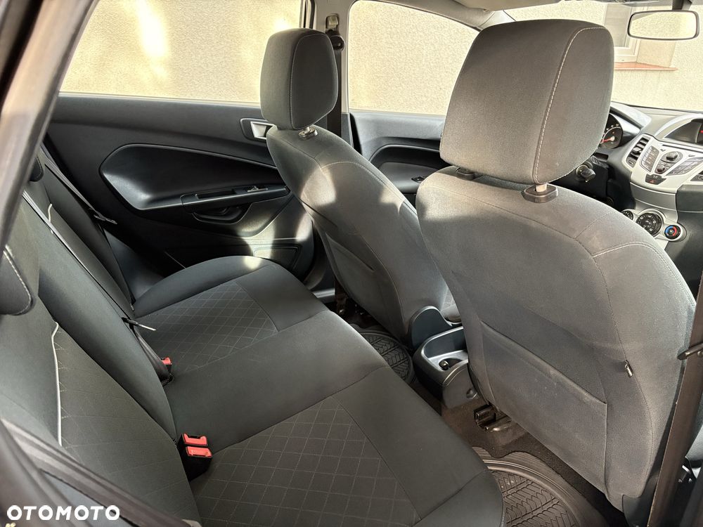 Ford Fiesta - 7