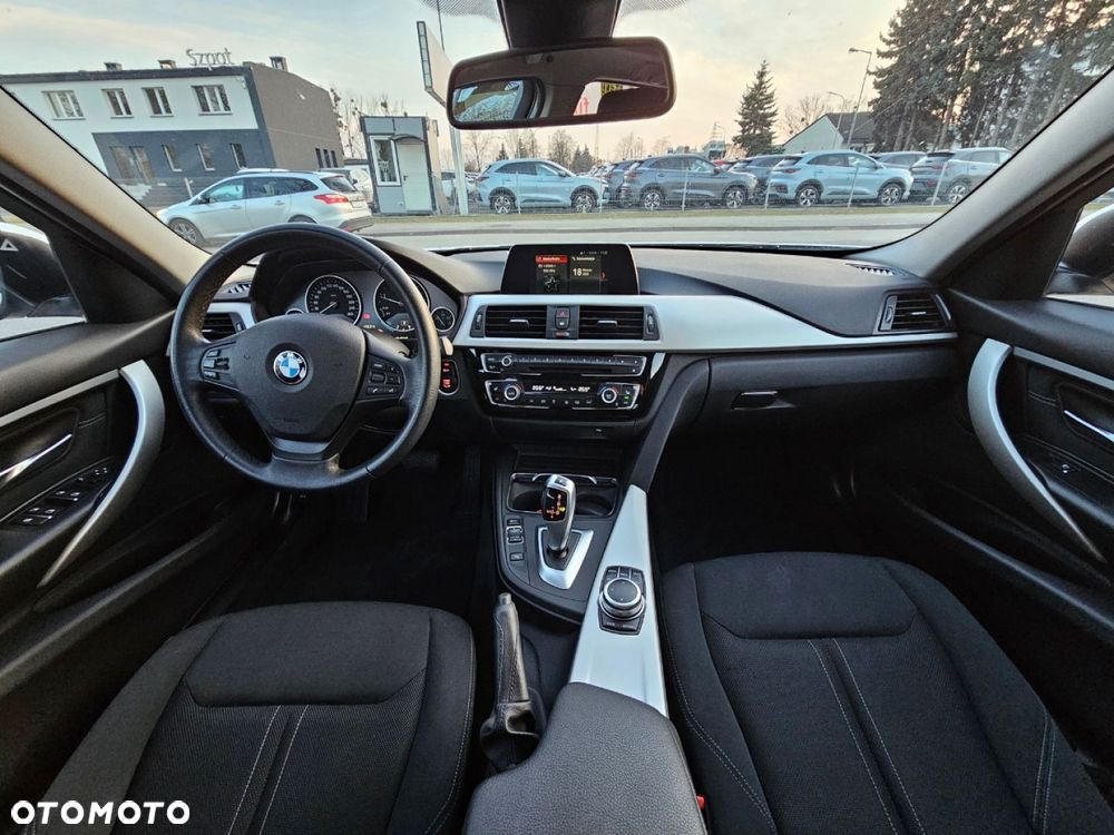 BMW Seria 3 - 18