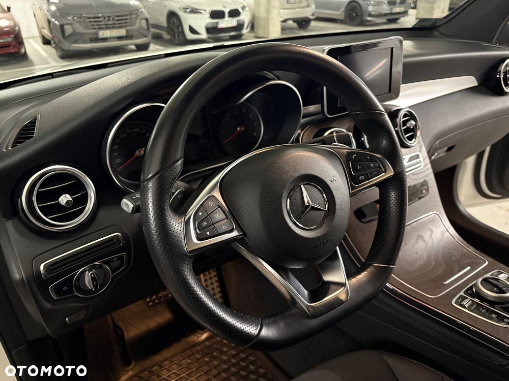 Mercedes-Benz GLC - 8