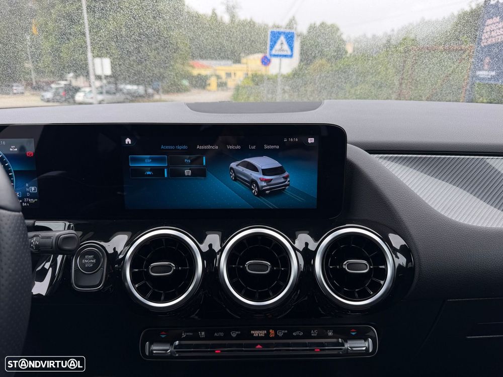 Mercedes-Benz GLA 250 - 28