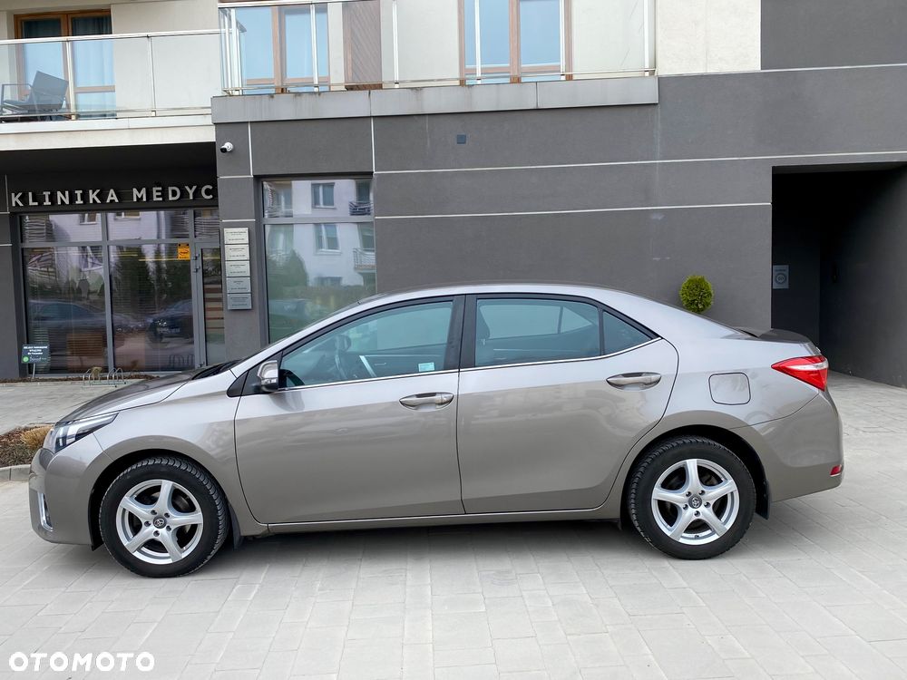 Toyota Corolla 1.6 Premium - 4