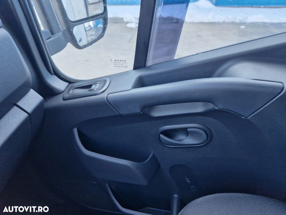 Renault MASTER 2.3D 163CP MANUAL CABINA DE DORMIT SI PRELATA - 36