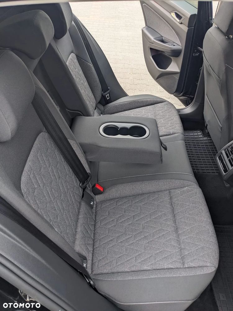 Volkswagen Golf - 19