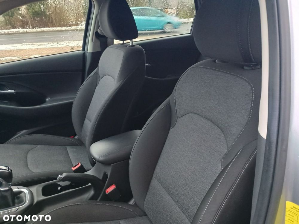 Hyundai i30 1.5 T-GDI 48V Smart - 11