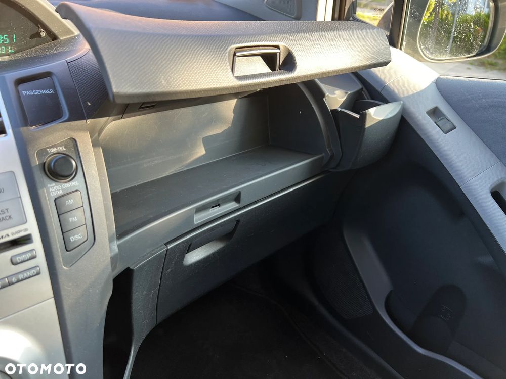 Toyota Yaris 1.3 Sol - 14