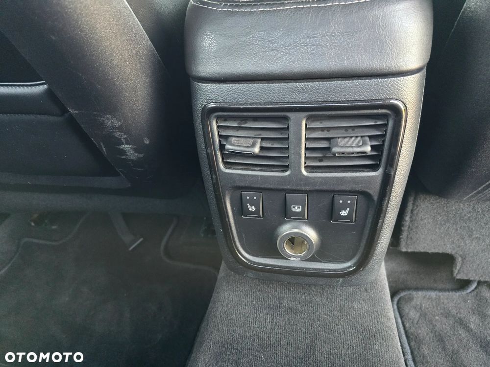 Chrysler 300s - 14