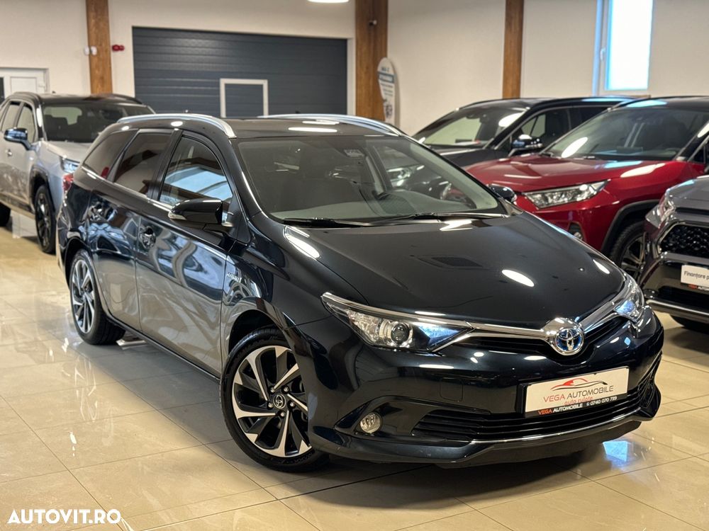 Toyota Auris 1.8 VVT-i Automatik Team Deutschland - 2