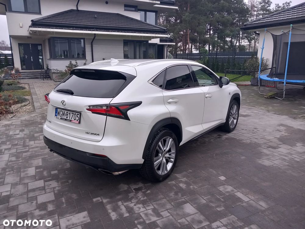 Lexus NX 200t F Sport AWD - 4