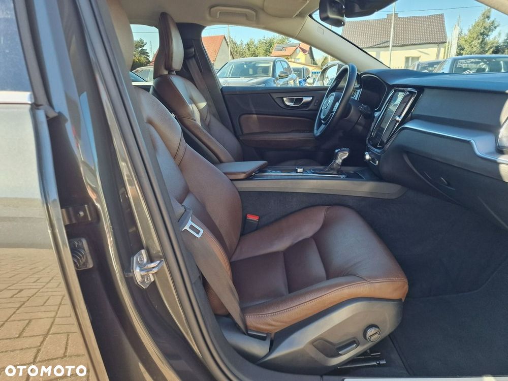 Volvo V60 D3 Geartronic Momentum Pro - 12