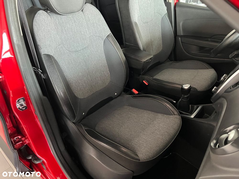 Renault Captur - 31