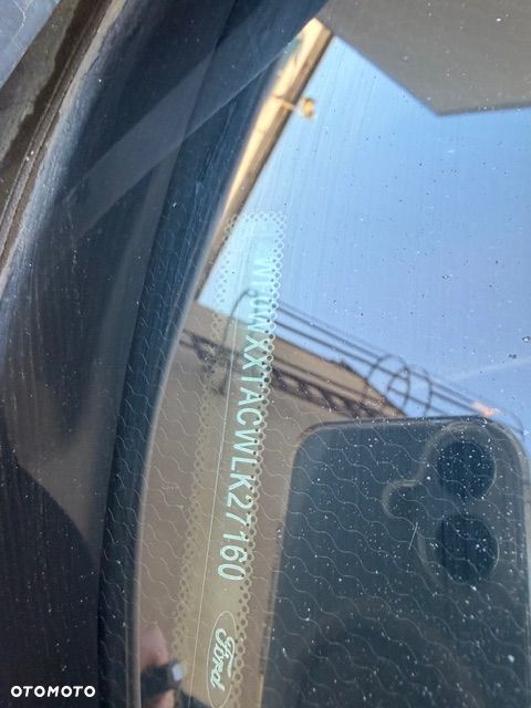 Ford transit courier - 18