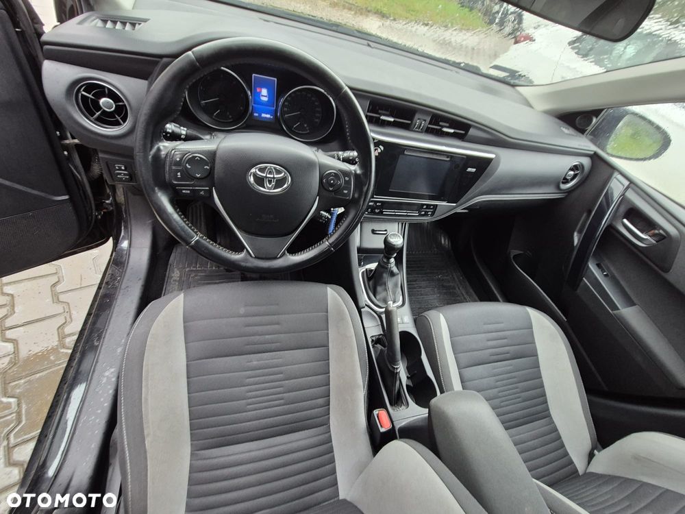Toyota Auris 1.6 D-4D Dynamic - 25