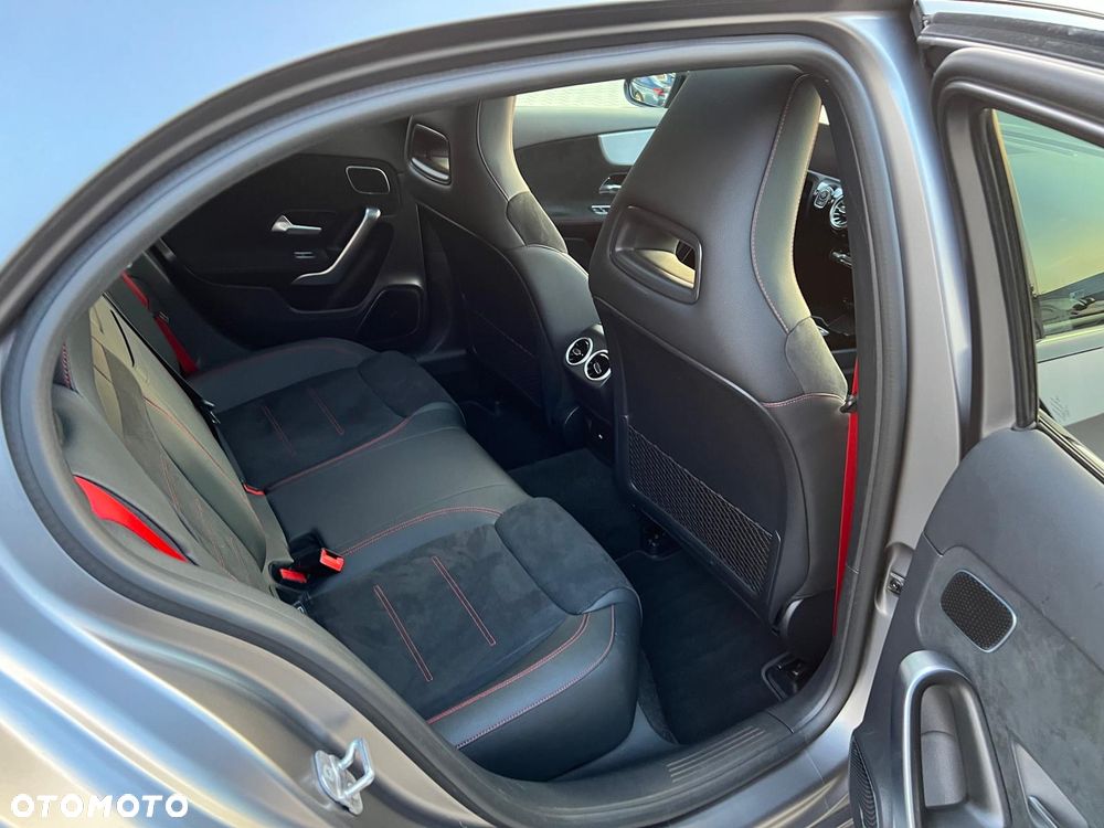 Mercedes-Benz Klasa A 45 S AMG 4-Matic 8G-DCT - 8
