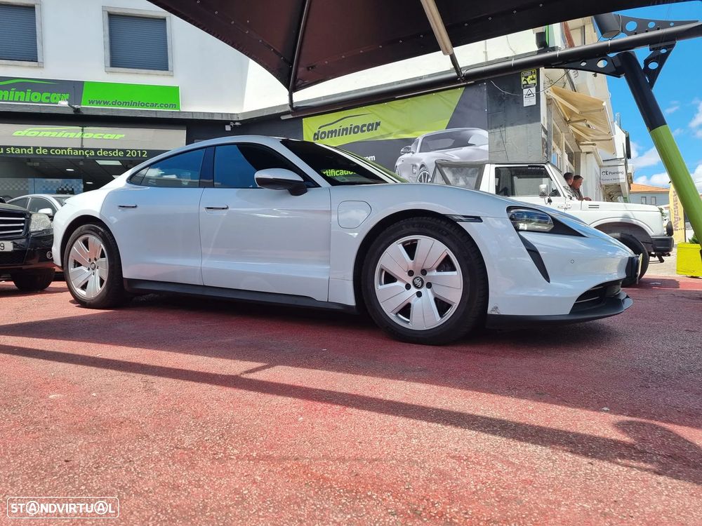 Porsche Taycan Standard - 9