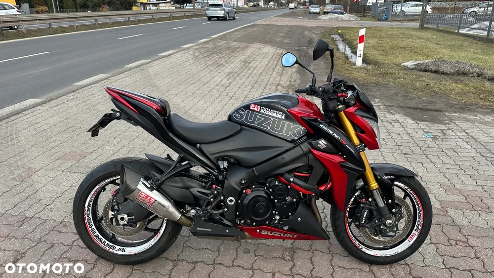 Suzuki GSX 1000 - 10