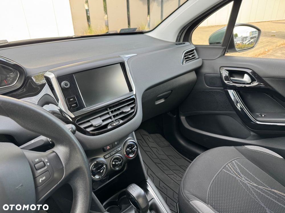 Peugeot 208 1.2 VTi Active - 10