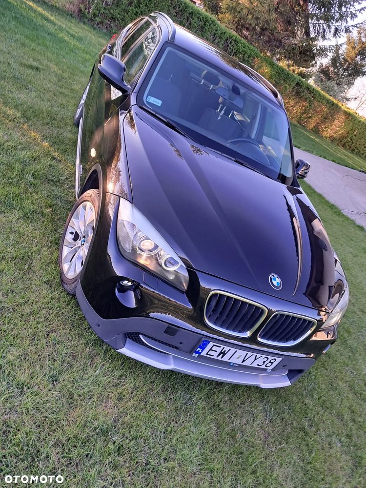 BMW X1 sDrive18d xLine - 1