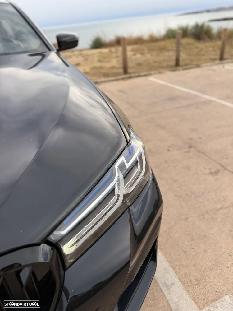 BMW 530 e Pack M - 13