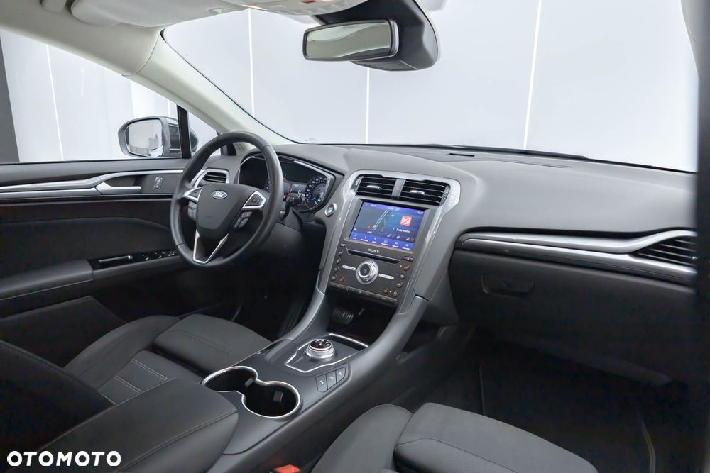 Ford Mondeo 2.0 EcoBlue Titanium - 35