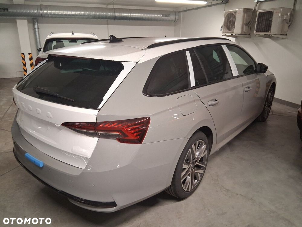 Skoda Octavia 1.5 TSI mHEV Sportline DSG - 3