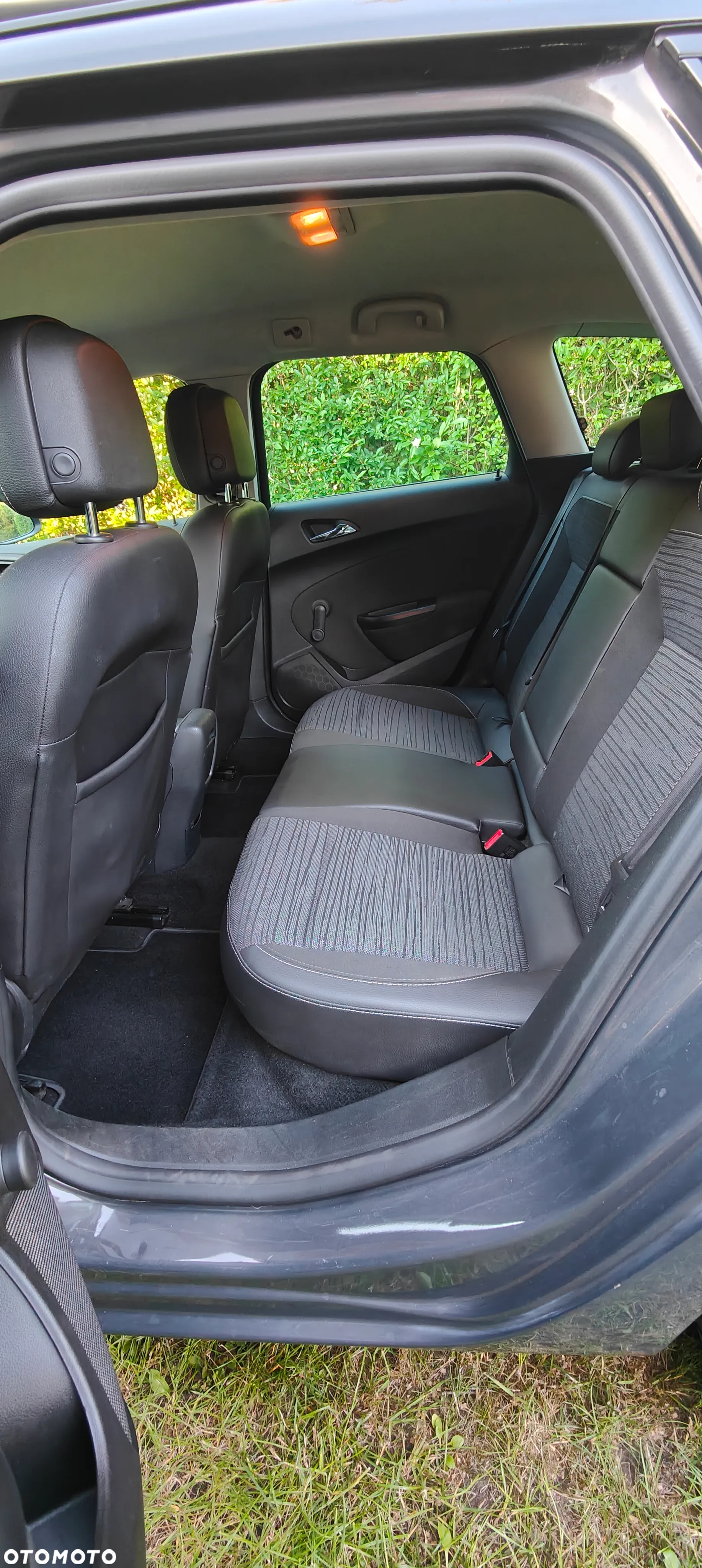 Opel Astra IV 1.6 CDTI Sport - 7
