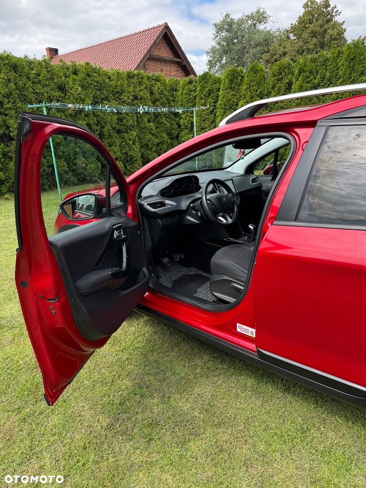Peugeot 2008 1.5 BlueHDi Signature - 6