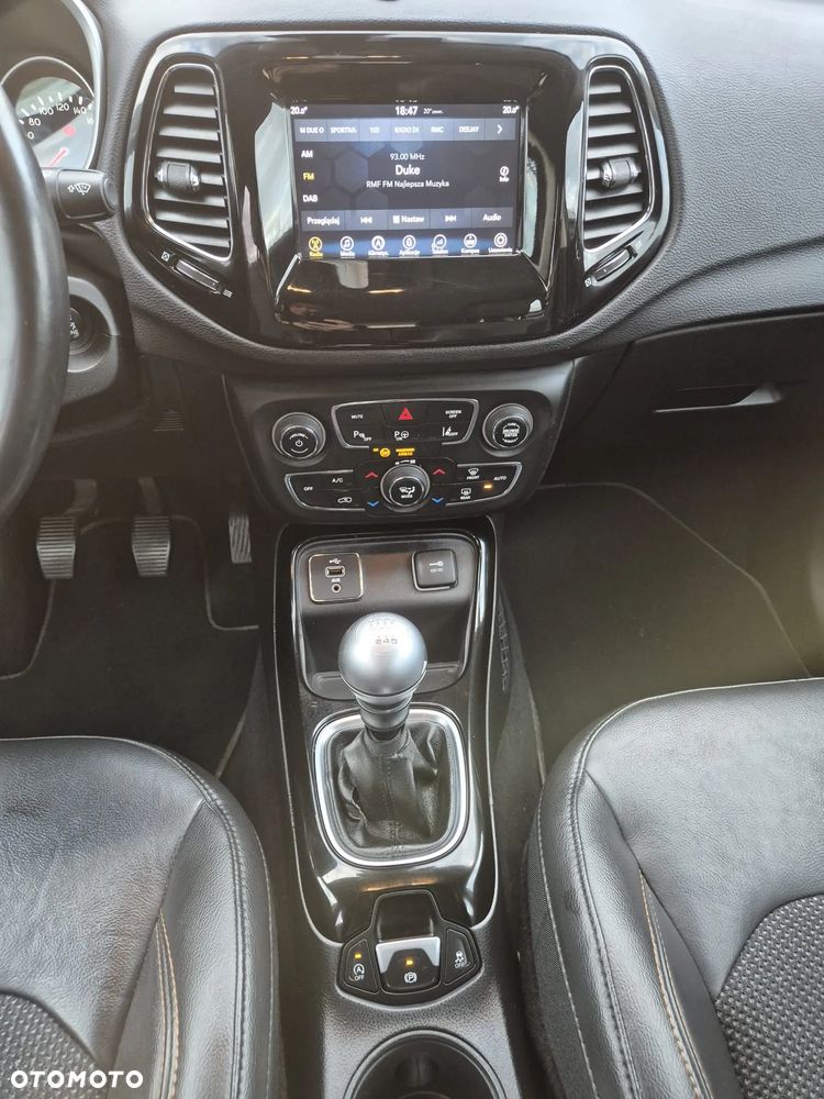 Jeep Compass 1.4 TMair Limited FWD S&S - 18