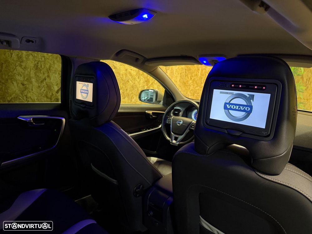 Volvo V60 1.6 D2 Drive R-Design Powershift Start/Stop - 13