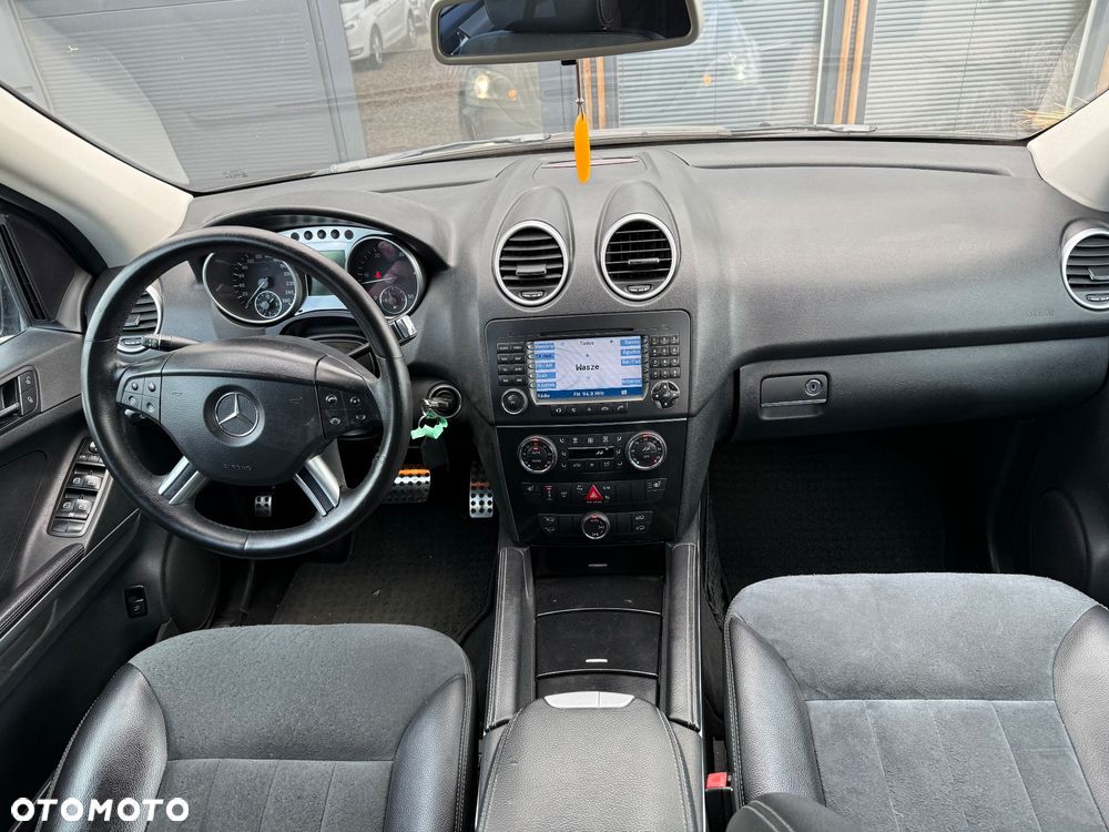 Mercedes-Benz ML 320 CDI 4Matic 7G-TRONIC Edition 10 - 14