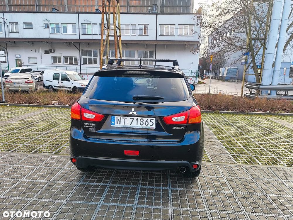 Mitsubishi ASX 1.6 Instyle - 9