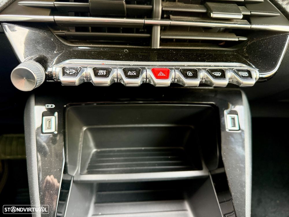 Peugeot e-208 50 kWh Active Pack - 21