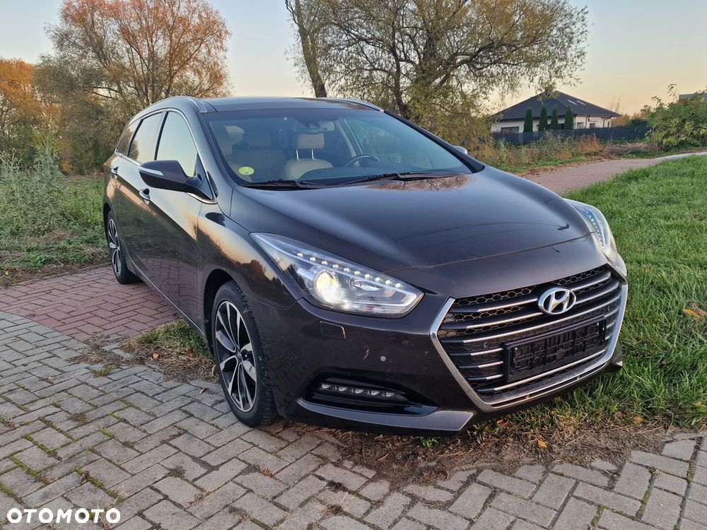 Hyundai i40 Kombi 1.7 CRDi DCT Premium - 27