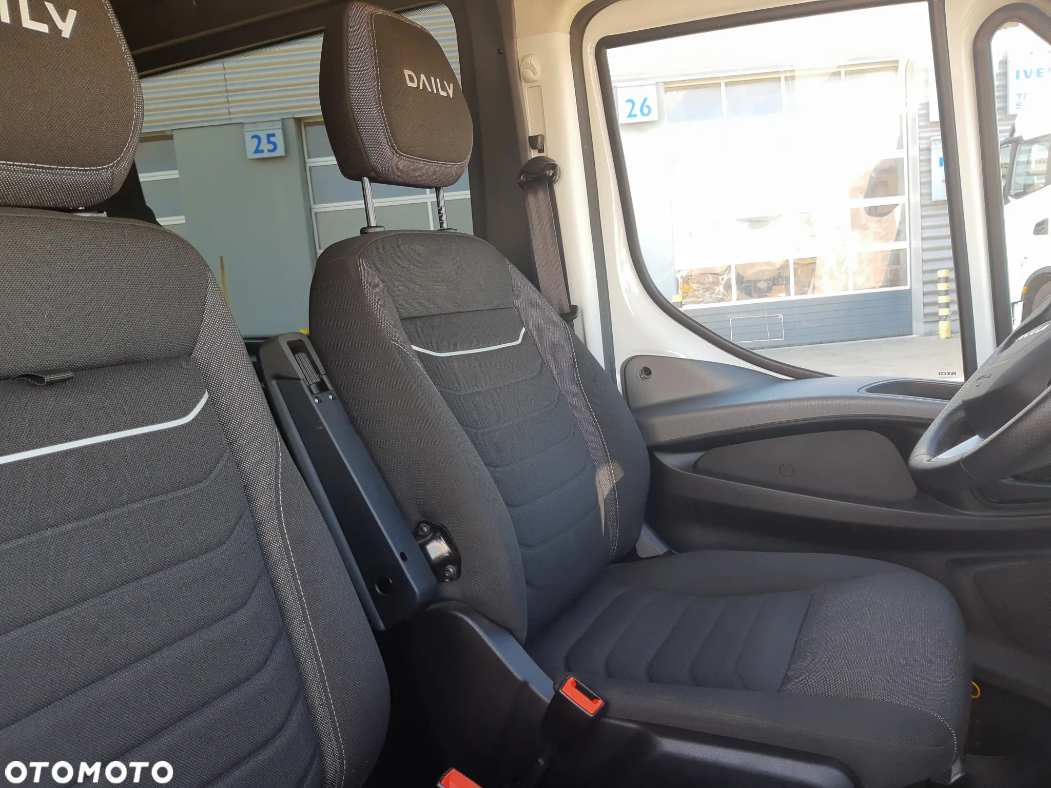 Iveco 35S18A8V (30667) - 13
