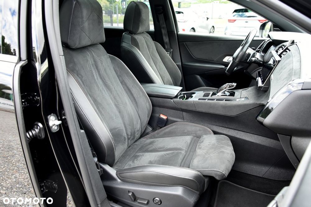 DS Automobiles DS 7 Crossback 1.6 E-Tense Performance Line + - 30