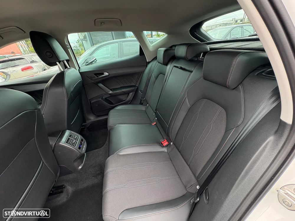 Cupra Formentor 1.4 e-Hybrid DSG Priority - 12