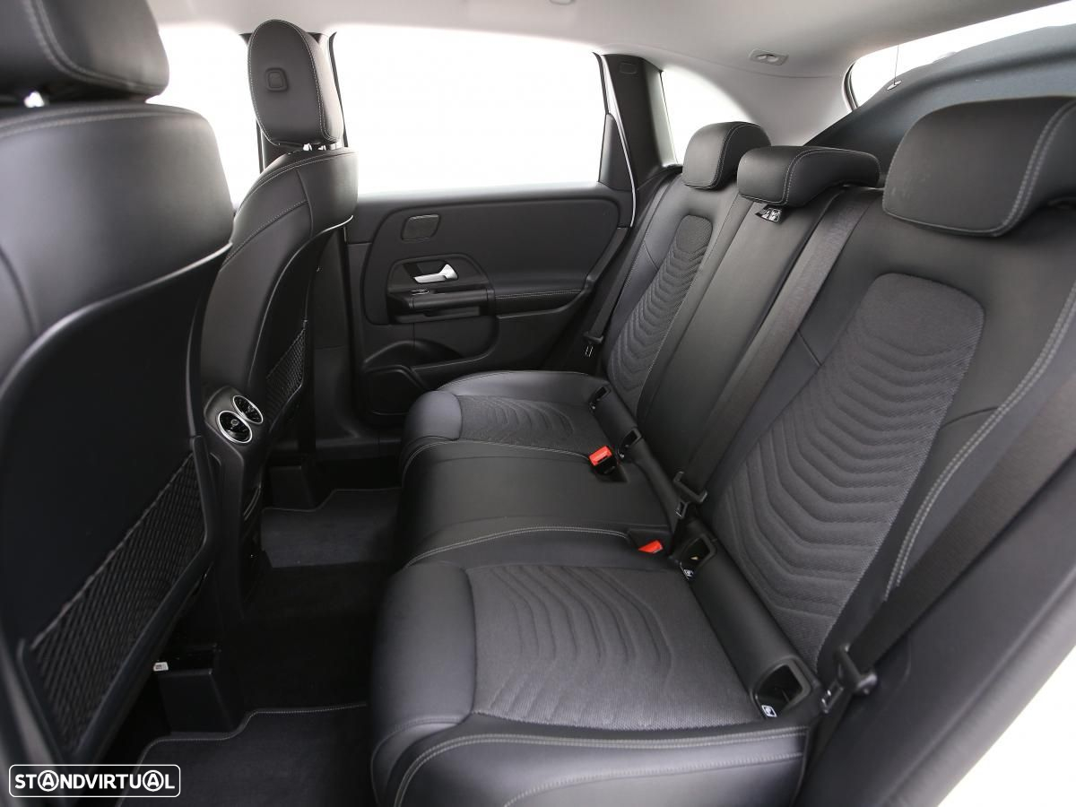 Mercedes-Benz B 250 e 8G-DCT Style - 10